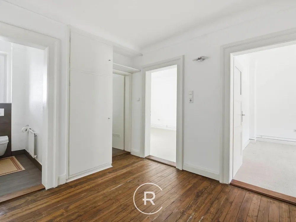 3-Zi.-Altbauwohnung, mit Loggia & Blick über die Dächer von St. Jobst
