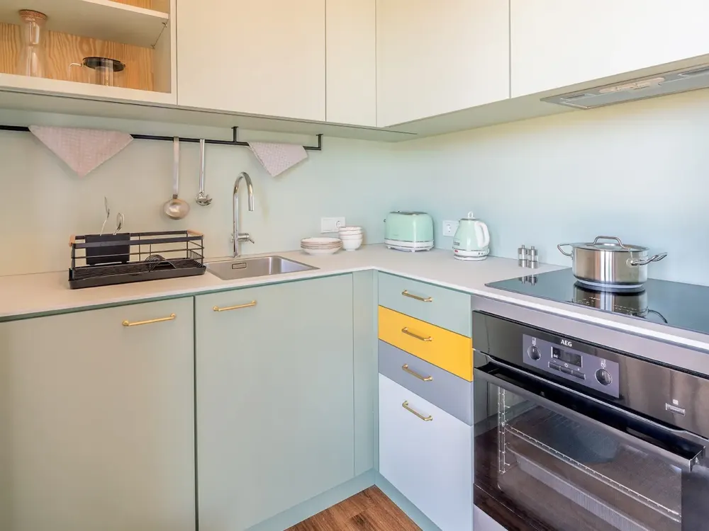 BESICHTIGUNGEN: Mi 9:00 & Fr 16:00 - Moderne unbefristete 1-Zimmer-Wohnung mit Balkon