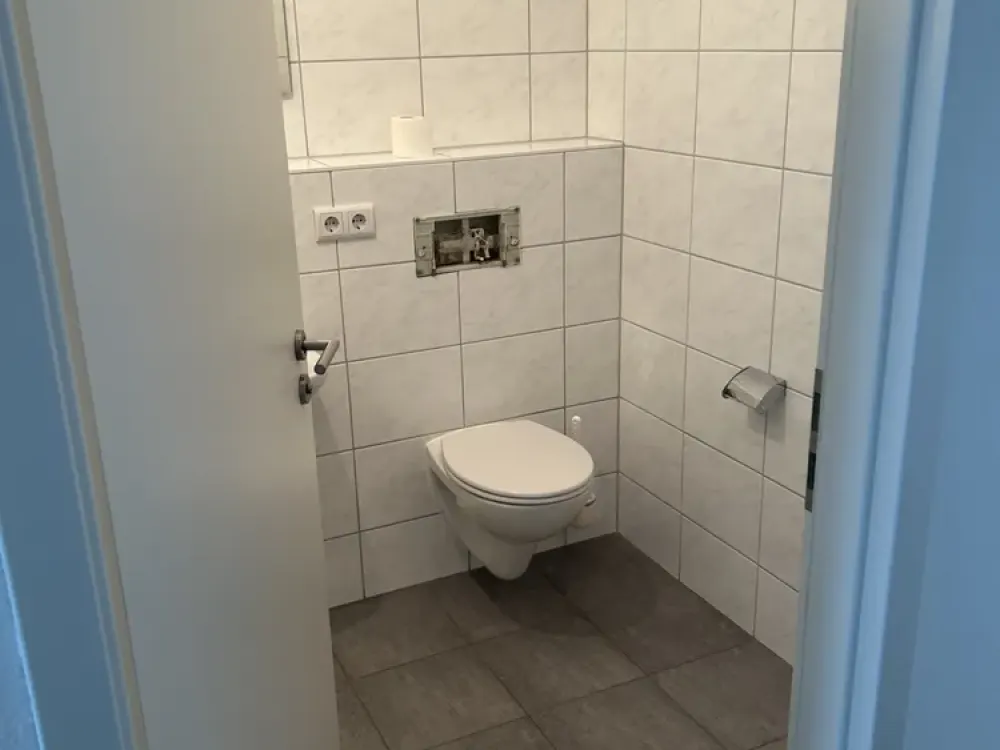 Light, Space and Comfort - 4-Room Apartment with Two Loggias at Riedberg