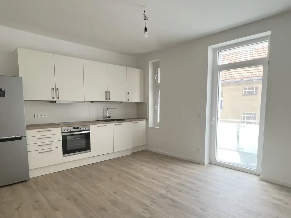 Schöne 2 Zimmer-WHG - Balkon - EBK - Szenekiez Neukölln