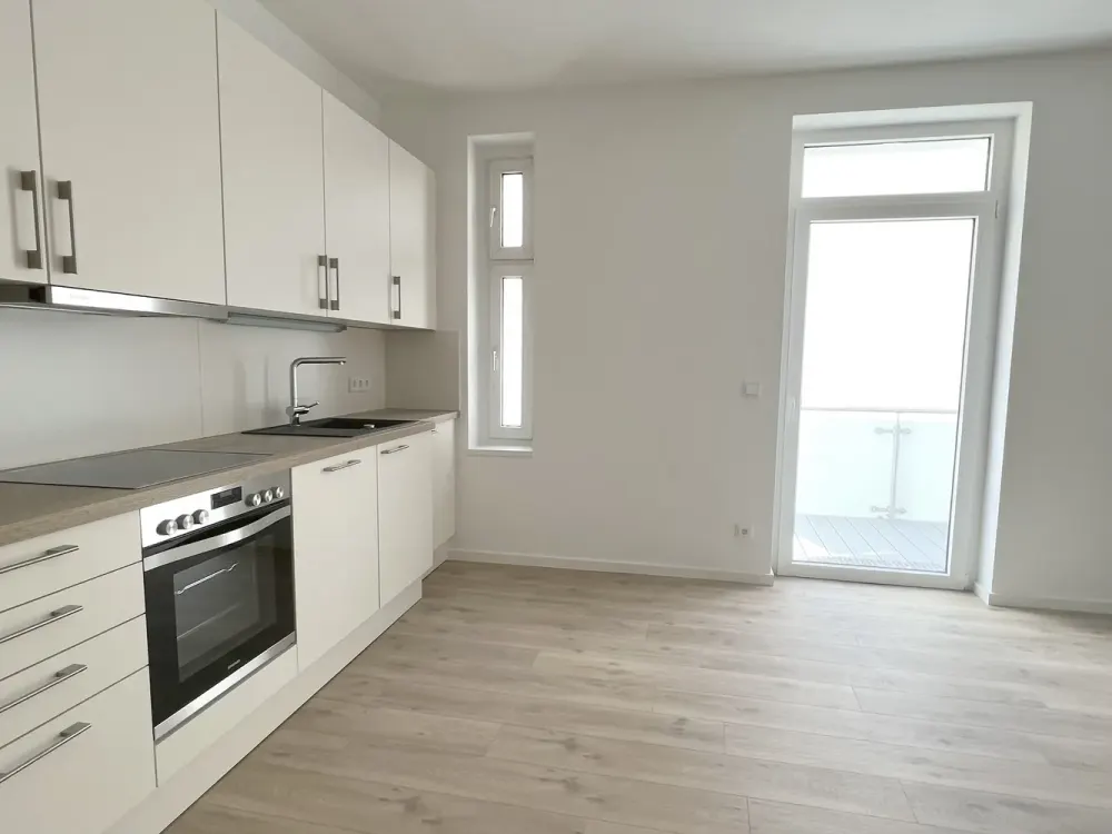 Schöne 2 Zimmer-WHG - Balkon - EBK - Szenekiez Neukölln