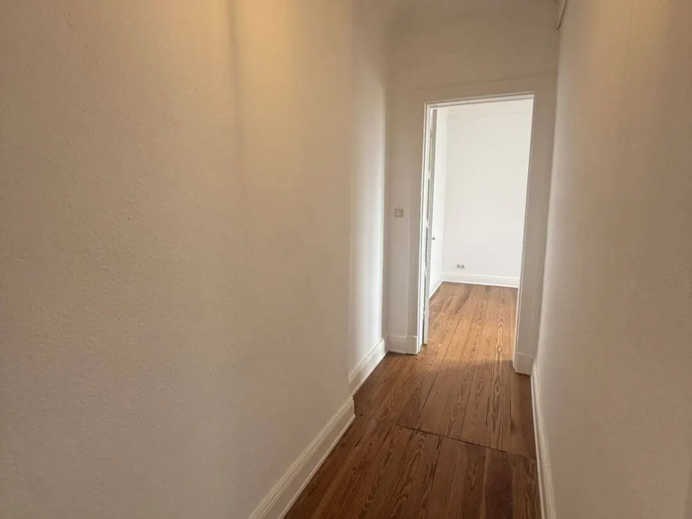 Helle 1-Zimmer-Altbauwohnung in Winterhude