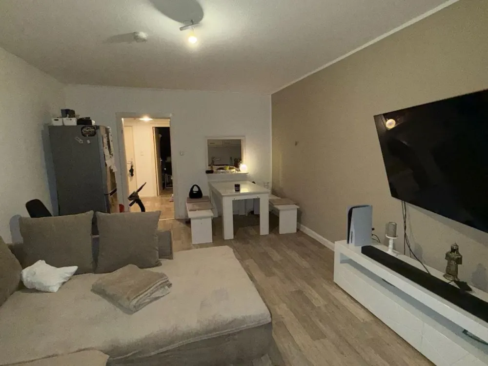 Möbliert zentrale Wohnung in Hamburg Schlump zur Untervermietung