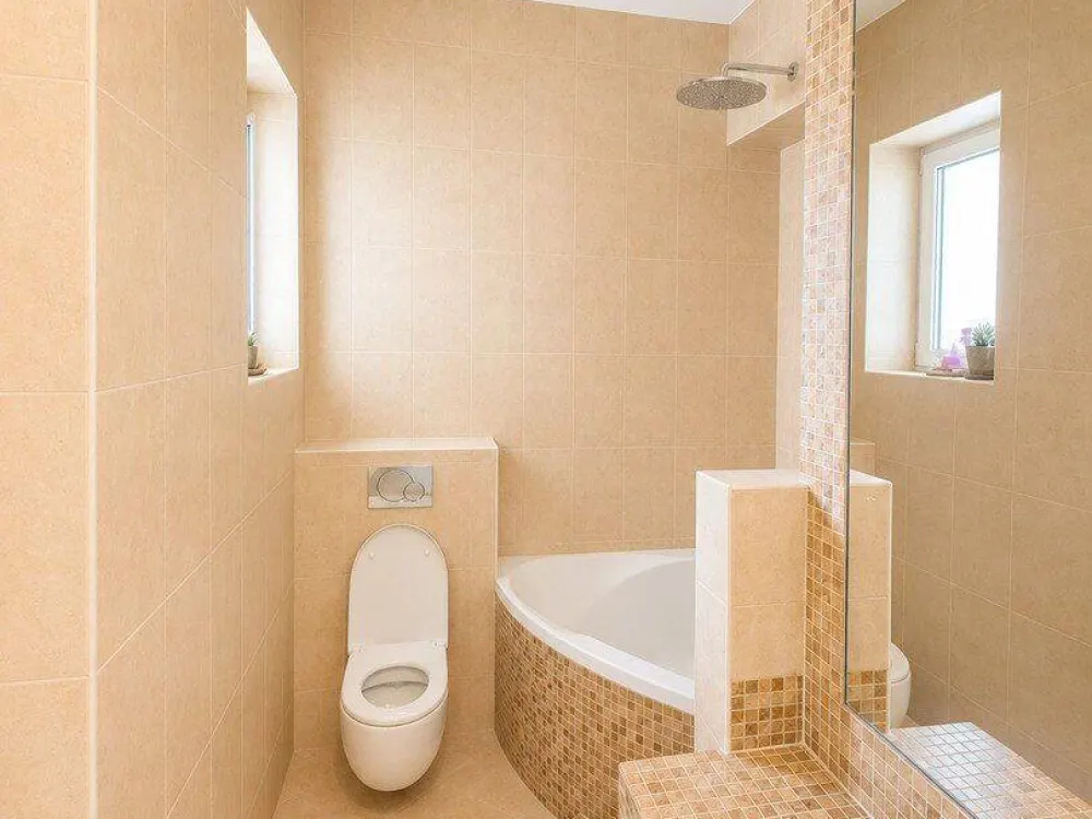 3-Zimmer-Wohnung, Altbau mit Balkon und Einbauküche in Frankfurt am Main