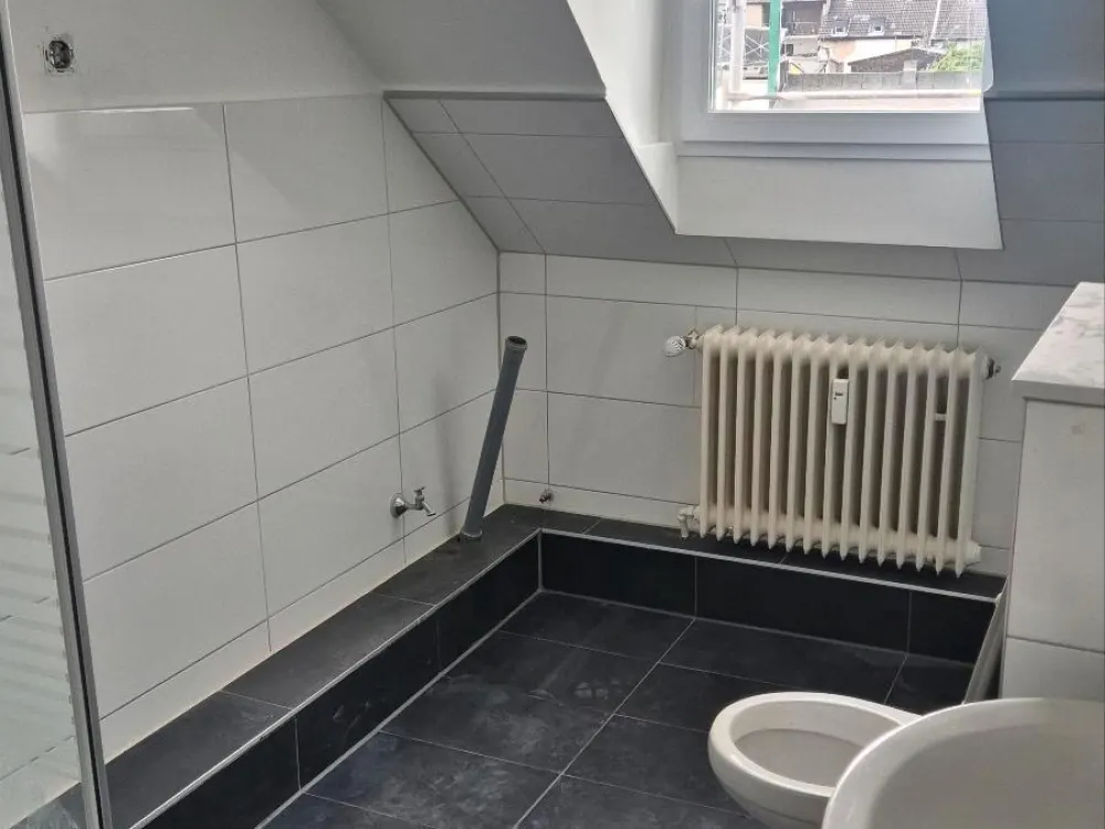 Ab sofort 61qm Krefeld Dachgeschoss zu vermieten