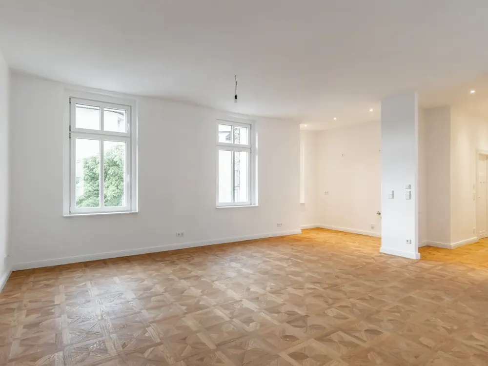 TOP SANIERTE 2-Zimmer-Komfort-Altbau-WE, Balkon, Zuzahlung für EBK, Grünlage, Gartenhaus, Aufzug
