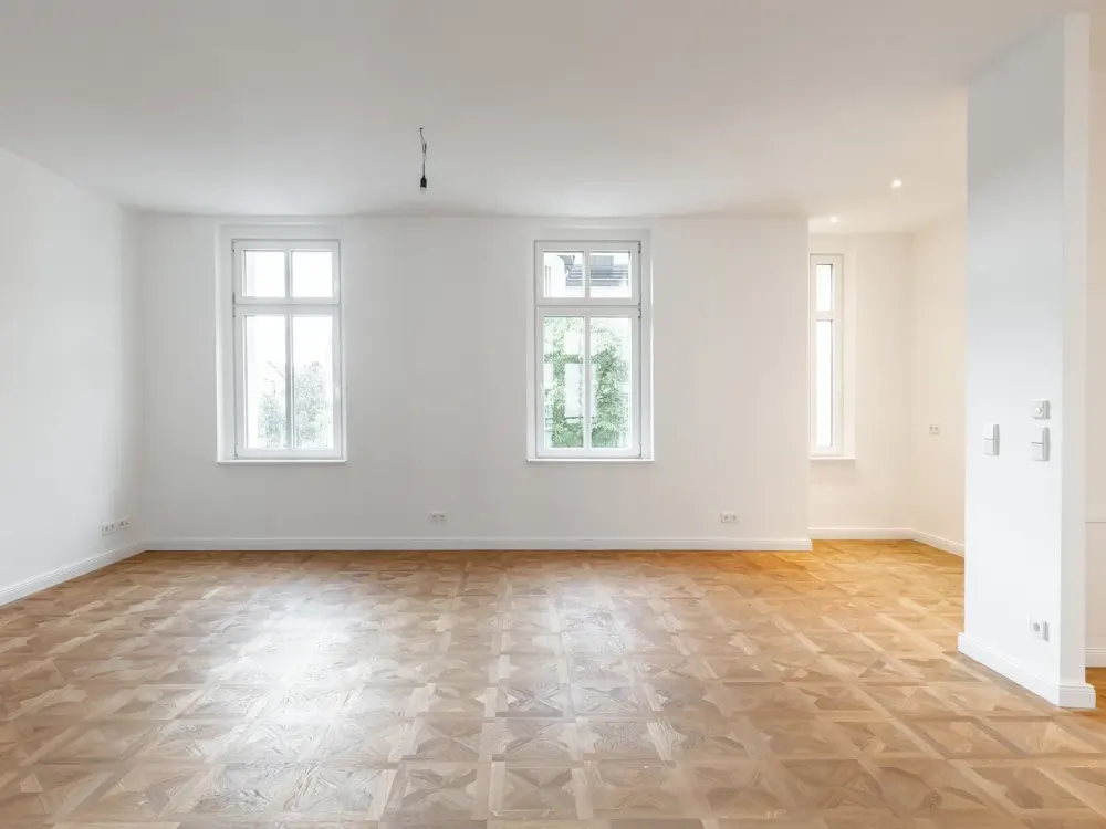 TOP SANIERTE 2-Zimmer-Komfort-Altbau-WE, Balkon, Zuzahlung für EBK, Grünlage, Gartenhaus, Aufzug
