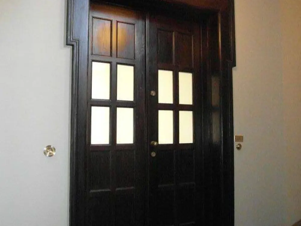 ** 3-R-Wohnung mit Parkett & Eckbadewanne **