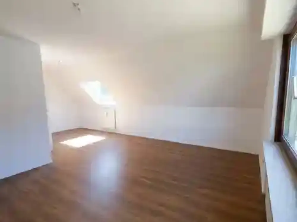 Hilden: 2-Zimmer-Wohnung mit funktionaler Ausstattung