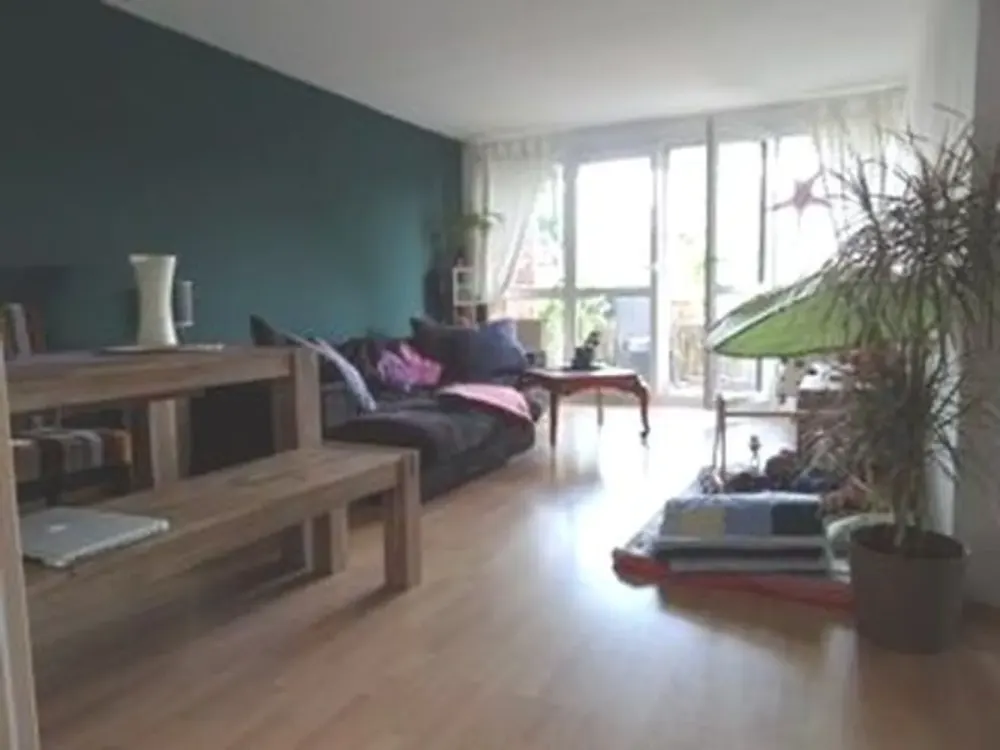 Rückwärtig ins Grüne, 3-Zimmer-Wohnung mit Südwest-Balkon in Hamburg-Stellingen!