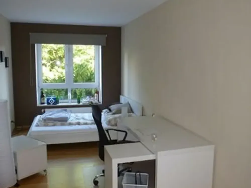 Rückwärtig ins Grüne, 3-Zimmer-Wohnung mit Südwest-Balkon in Hamburg-Stellingen!