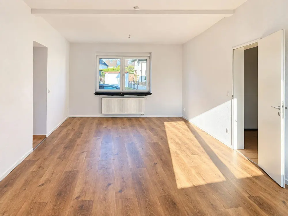 Geräumige 4-Zimmerwohnung mit Terrasse