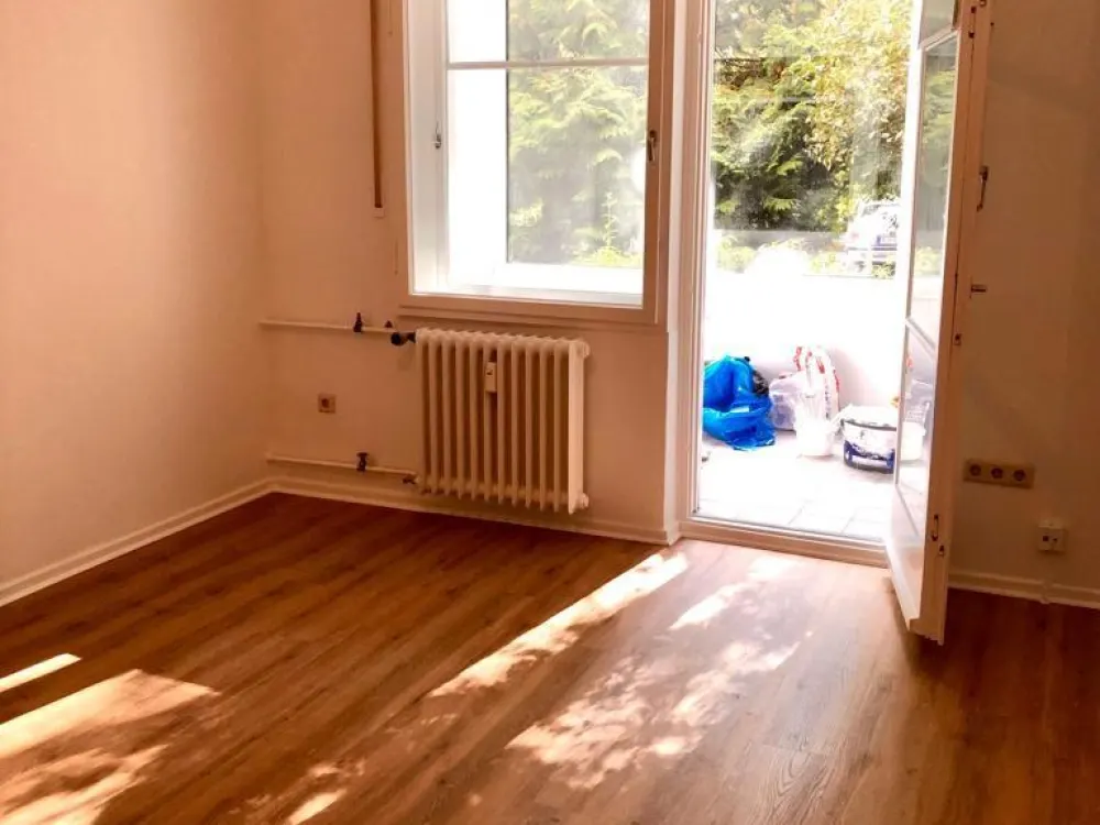 1-Zimmer -Wohnung mit verglaster Loggia