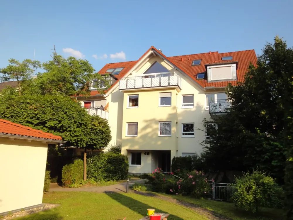 Stadtnahe 3,5- bis 4-Zimmer-Maisonette-Wohnung im Grünen