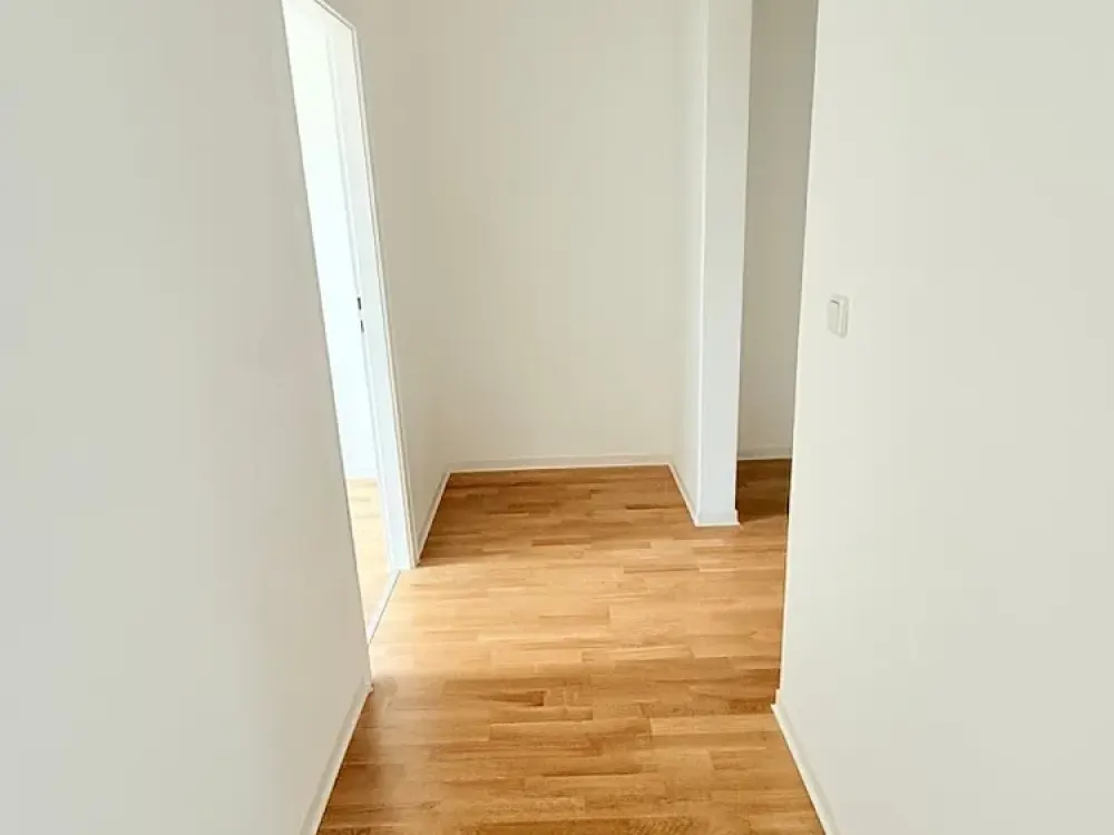 Großzügige 3-Zimmer-Wohnung mit neuer Einbauküche und Balkon