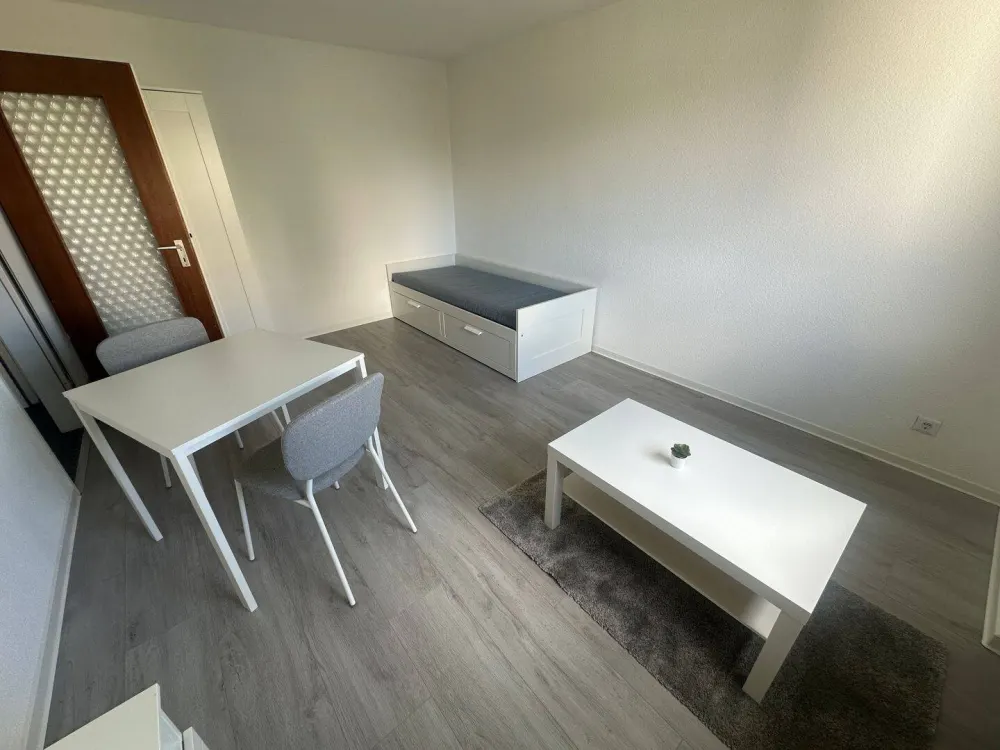 Sbr.-Dudweiler * شقة مفروشة بالكامل وأنيقة * EKB