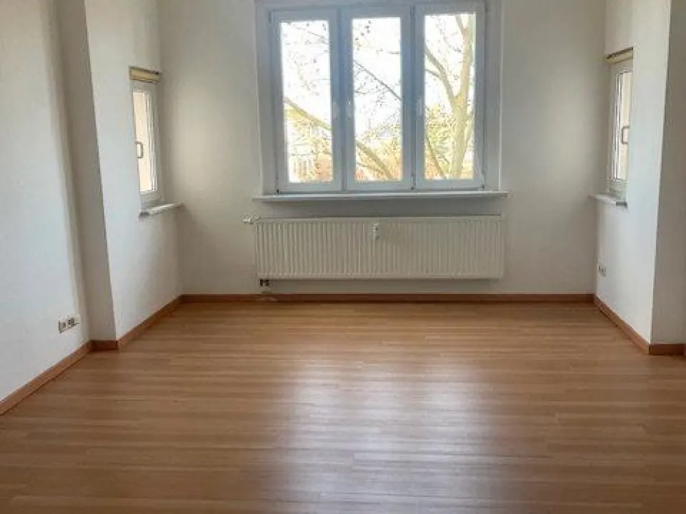 GEMÜTLICHE 2-RAUM WOHNUNG IN MARKRANSTÄDT