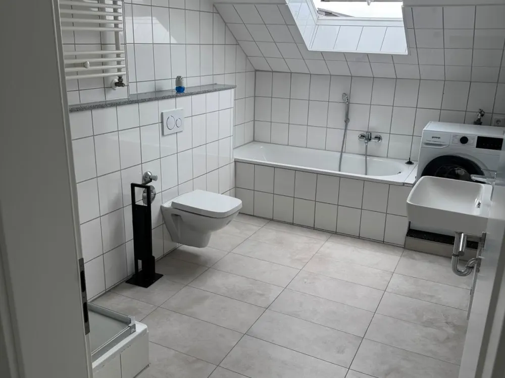 Helle 3-Zimmer-Wohnung & Ideal für Studenten & WG