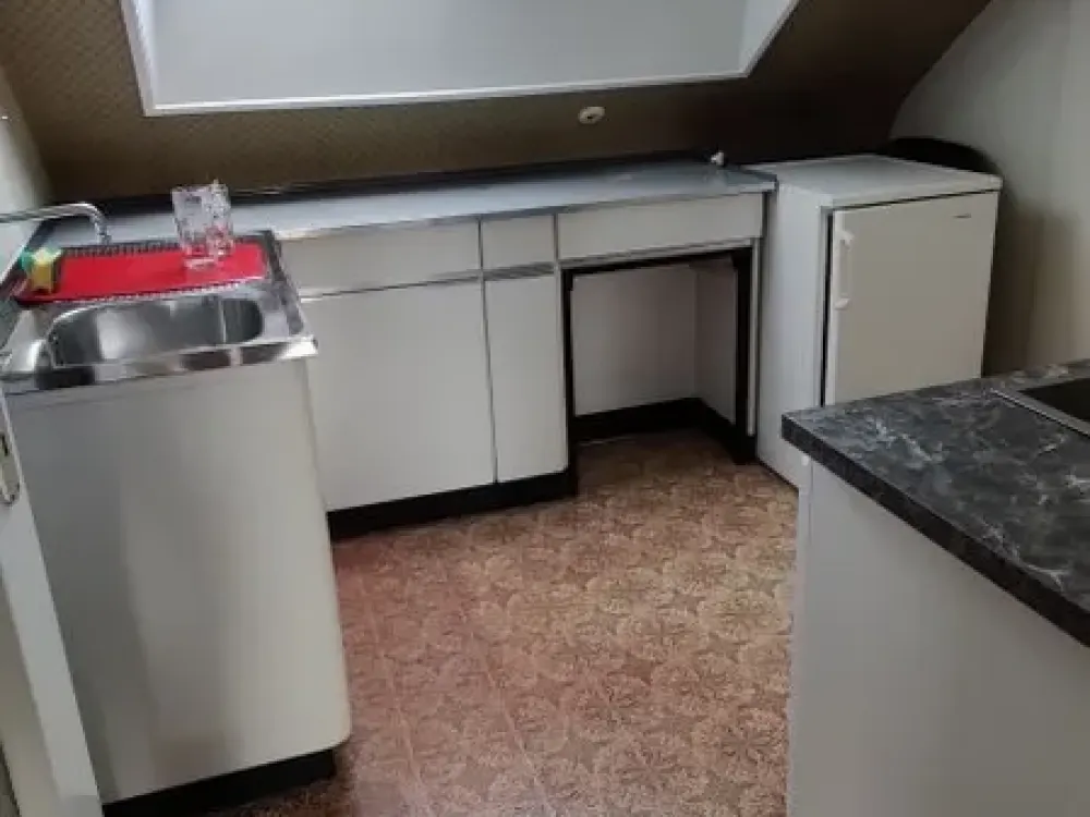 3- Zimmerwohnung in Ludwigsburg - teilmöbiliert