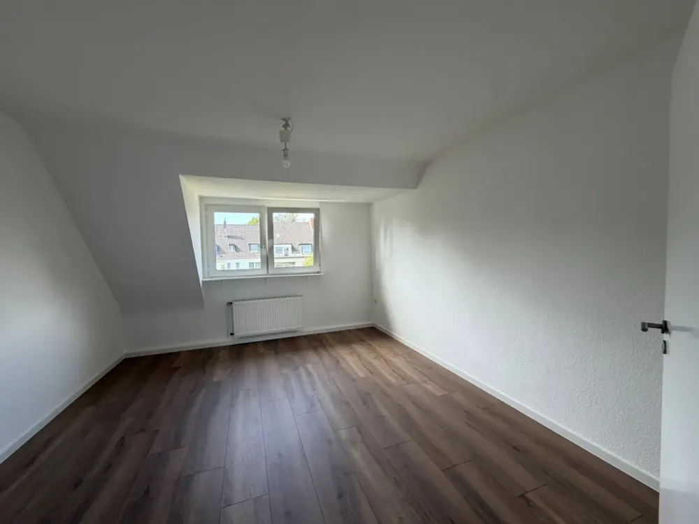 Schöne 3 Zimmer Wohnung in Köln - Niehl