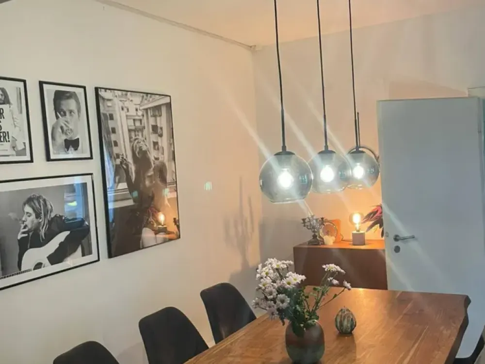 Wohnen mit Charakter, 4-Zimmer-Wohnung in Toplage Köln Ehrenfeld mit eigenem Dachgarten.