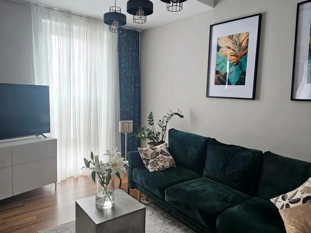 Nachmieter gesucht, 3 Zimmer in Adlershof, möbliert
