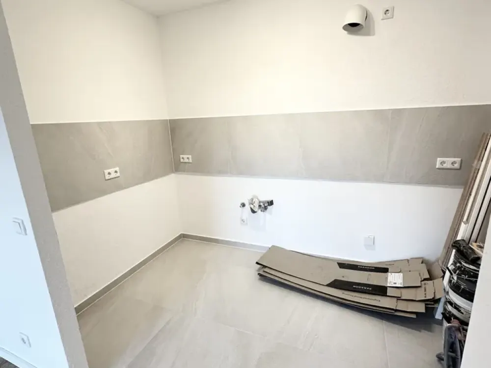 Geschmackvolle 2,5-Zimmer-Wohnung mit luxuriöser Innenausstattung mit Balkon in Neuss