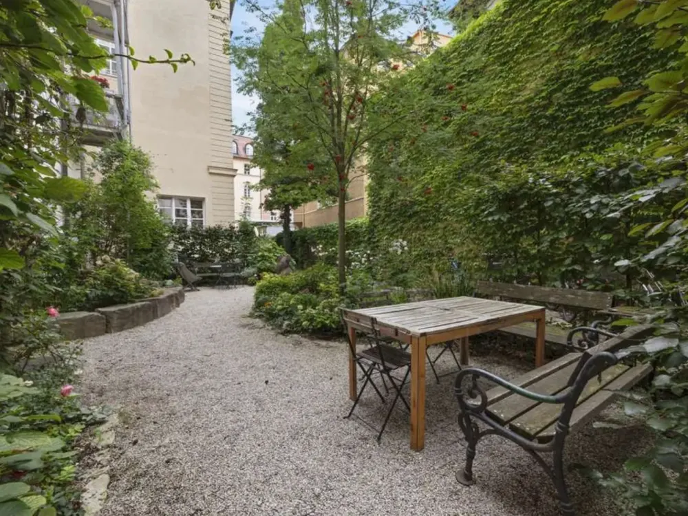 2,5-Zimmer-Wohnung mit gehobener Ausstattung in der Altstadt