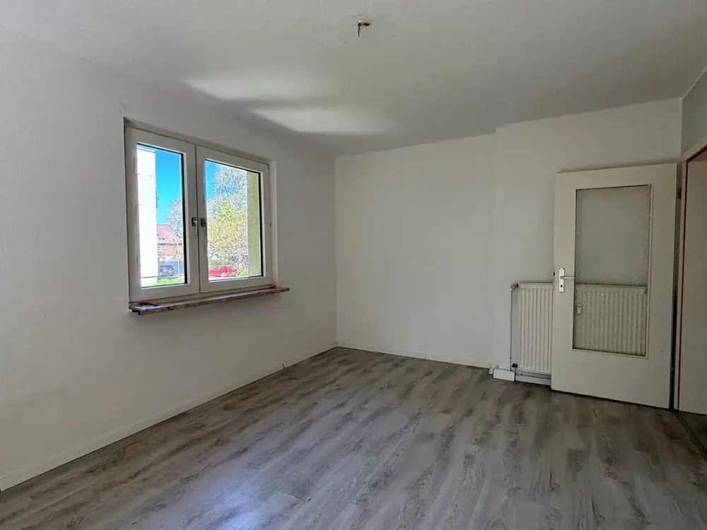 Helle, renovierte 3,5-Zimmer-Wohnung mit Balkon!