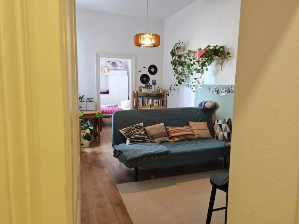 HELLE 3ZW WOHNUNG BALKON EBK DUSCHBAD ZENTRAL MAINZERLANDSTR 114 (PLATZ DER REPUBLIK/SKYLINE PLAZA)STRASSENBAHNHALTESTELLE VOR DEM HAUS)