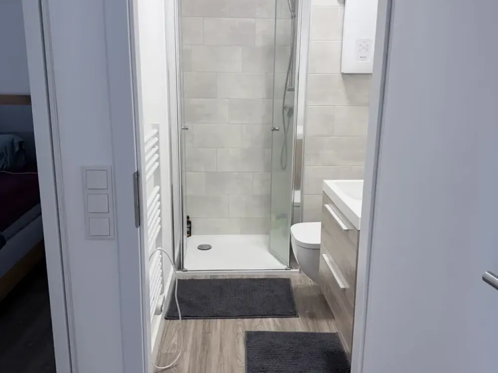 2-Zimmer-Wohnung mit großem Balkon am Beethovenplatz, hell & zentral und ruhig