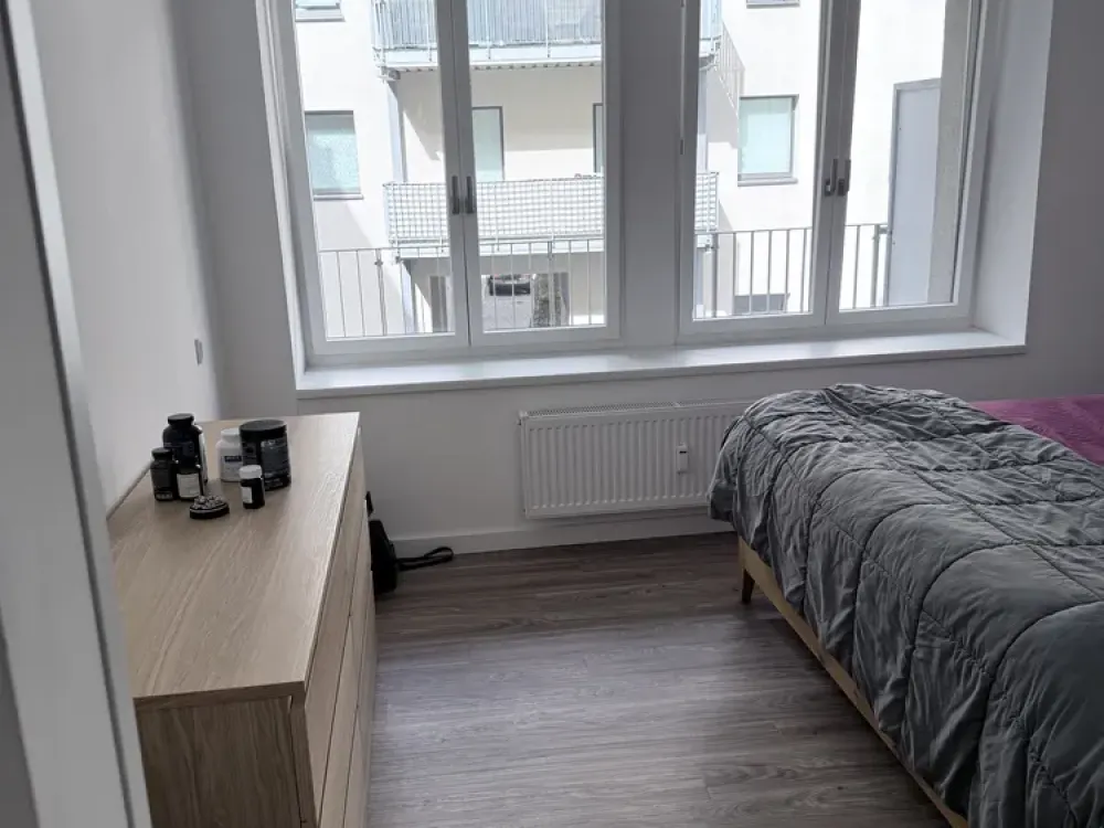 2-Zimmer-Wohnung mit großem Balkon am Beethovenplatz, hell & zentral und ruhig