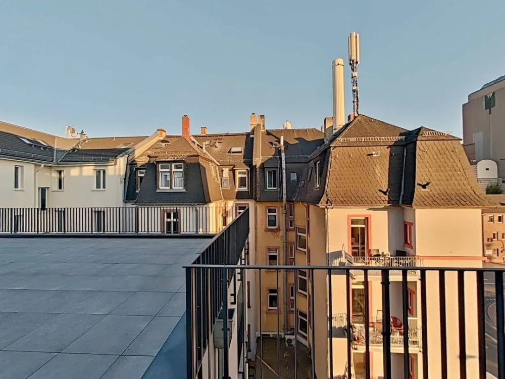 2-Zimmer-Erstbezug 55 m² Wohnfläche davon 29 m² Dachterrasse