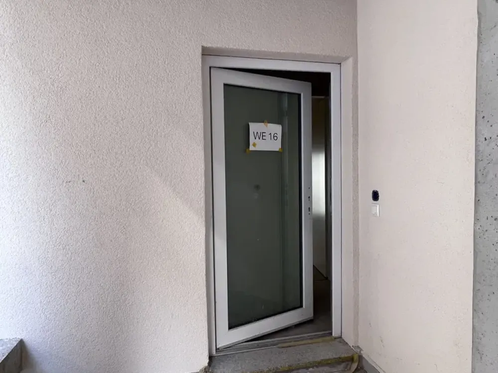 White WBS for 4 persons up to 85 m²: Südvorstadt! 4-room apartments 84.06 m² with balcony, ecological 'wooden house'!