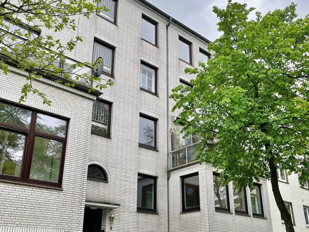 Beautiful 3-Room Attic Apartment in Bremen-Schwachhausen