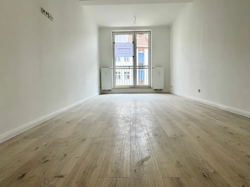 +++Schöne geräumige 2 Zimmer-Wohnung nahe der Schloßstr.+++