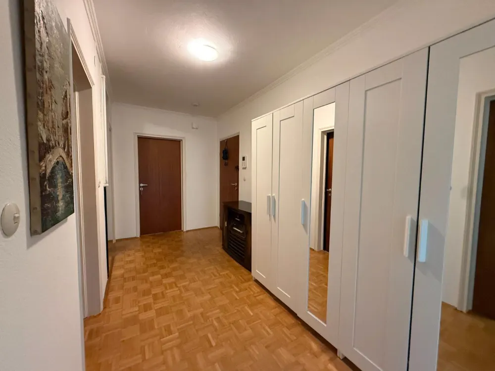 Grüne Oase in Obermenzing: Helle 2-Zimmer-Wohnung
