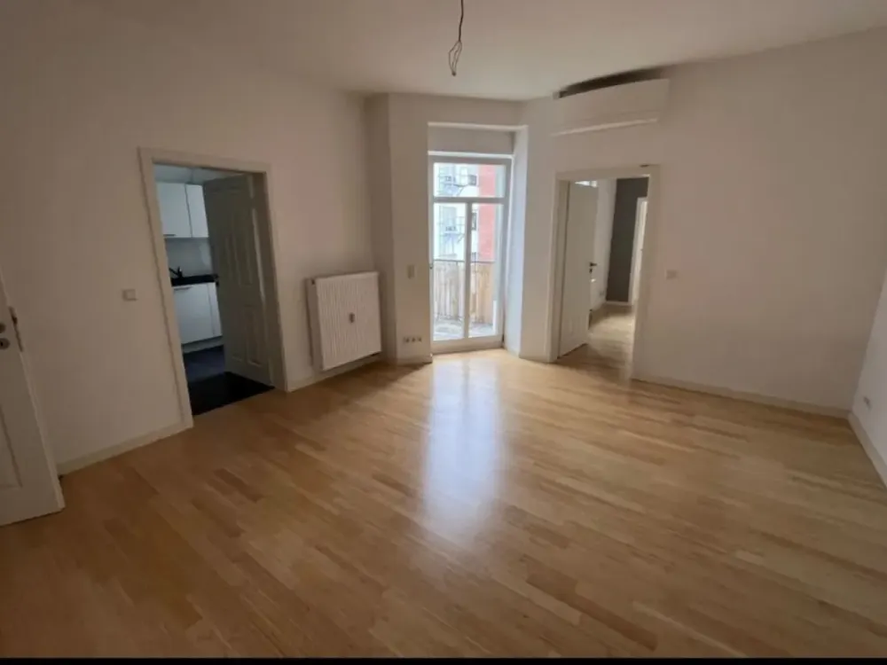 TOP 5-Room Apartment in Karlsruhe City Center-West