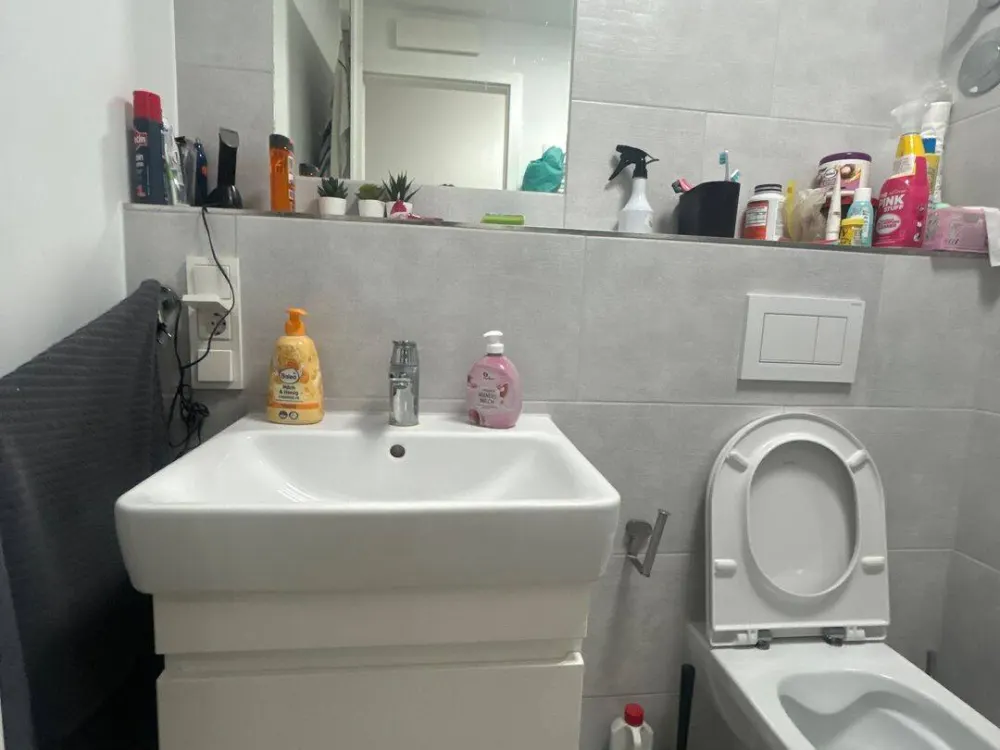 Möbliertes 18 m² Zimmer in zentraler 2er-WG, Leipzig Hbf in 7 Min.