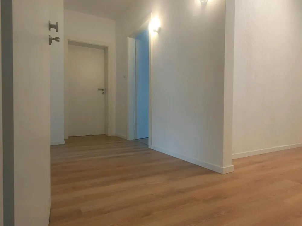 Attraktive 3ZKB mit Balkon in ruhiger und begehrter Lage in Bous