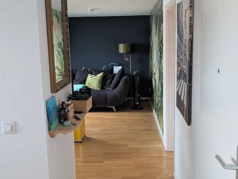 3-Zimmer-Apartment DG mit Balkon zur Mitnutzung
