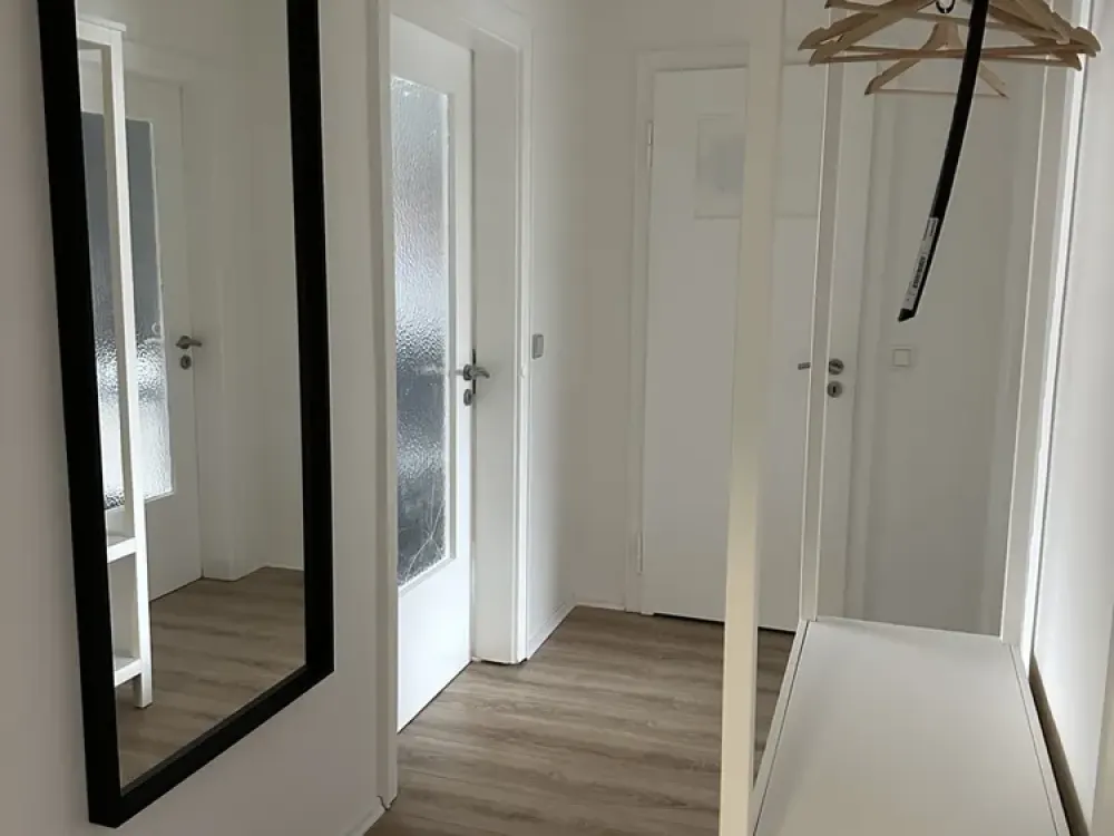 Vollständig möblierte 3 Zimmer Wohnung in Eidelstedt mit PKW Stellplatz