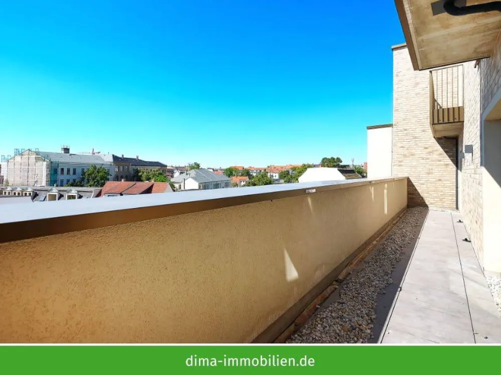 ERSTBEZUG! Penthouse mit umlaufender Dachterrasse, Vollbad, Gäste-Bad, Aufzug, Tiefgarage u.v.m.