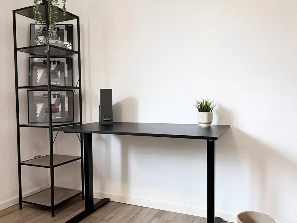 WG Zimmer möbiliert zentral in Stuttgart