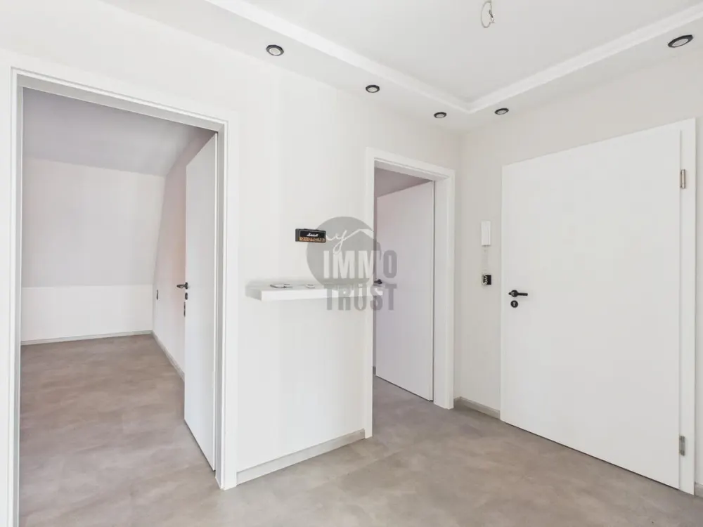 Über den Dächern Langenhagens, sanierte 3-Zimmer-Wohnung mit West-Dachterrasse