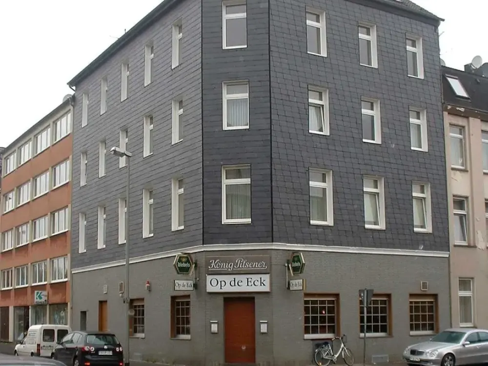 Helle, geräumige 4-5-Zimmer Wohnung in Wanheimerort Süd