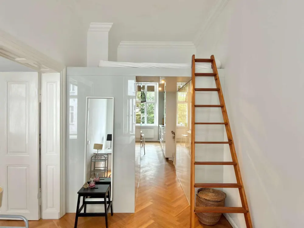 Modernisierte Wohnung in Bestlage zwischen Tacheles und Torstraße