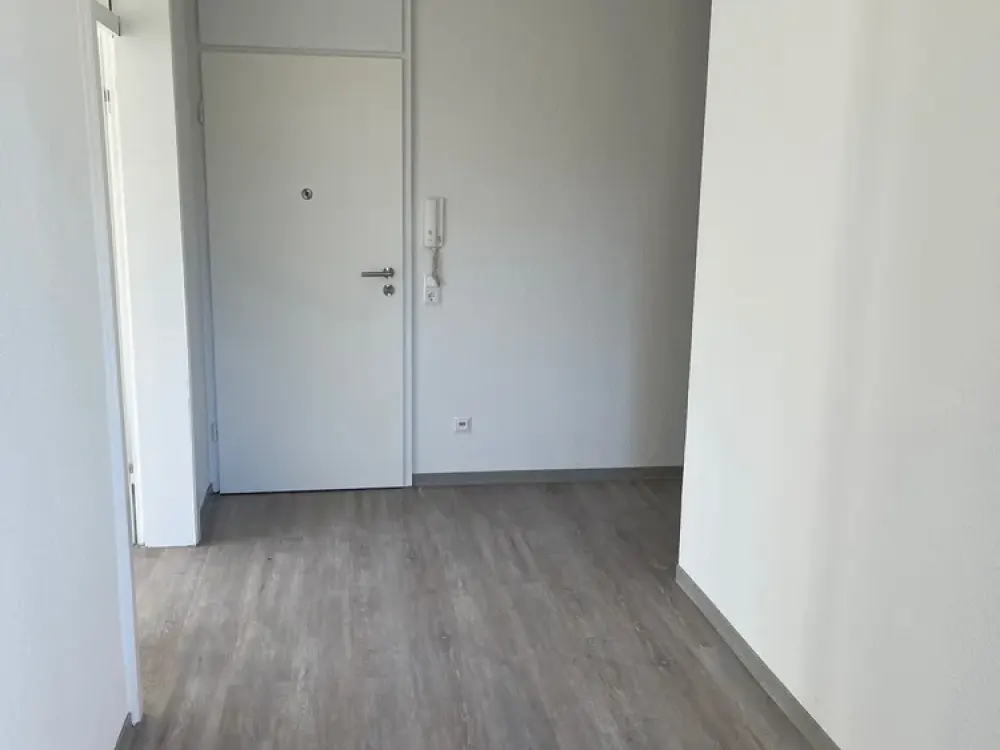 Schöne 2,5 Zimmer Wohnung - Zentral & Grün