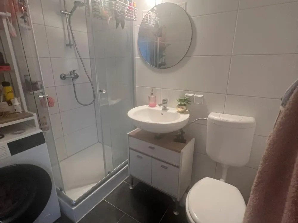 1 Zimmer Wohnung mit Balkon