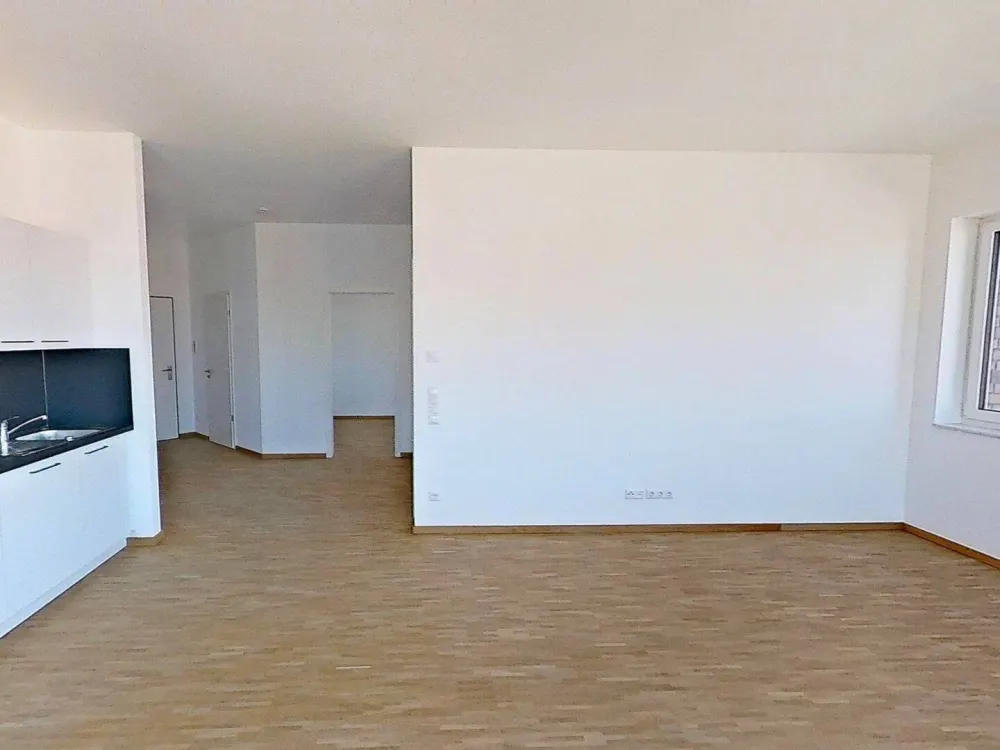 DREAM APARTMENT IN FIRST OCCUPANCY: Bright 3-Room Apartment with BUILT-IN KITCHEN